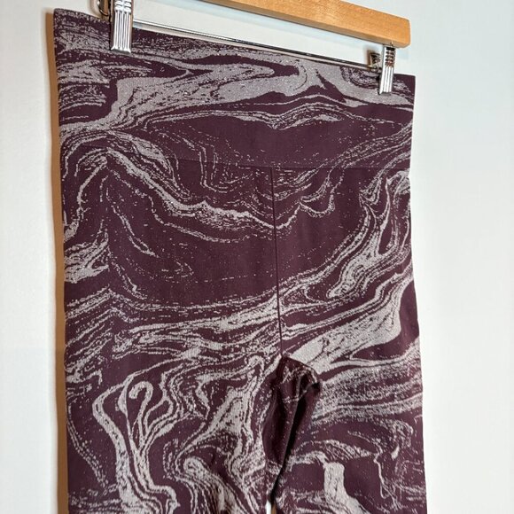 Athleta Aurora Shine Spiced Cabernet Metallic leggings - Picture 3 of 5